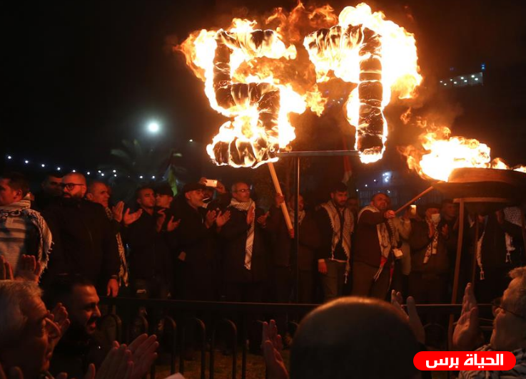 إيقاد شعلة الإنطلاقة الـ 57 في أريحا وسط مشاركة حاشدة